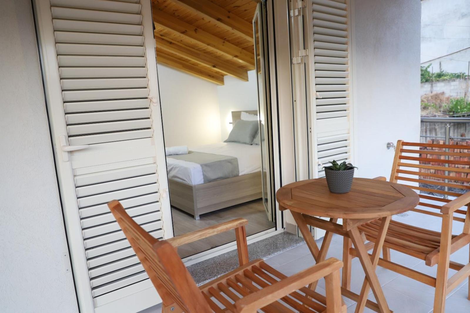 Guesthouse Kazazi Berat Exterior photo